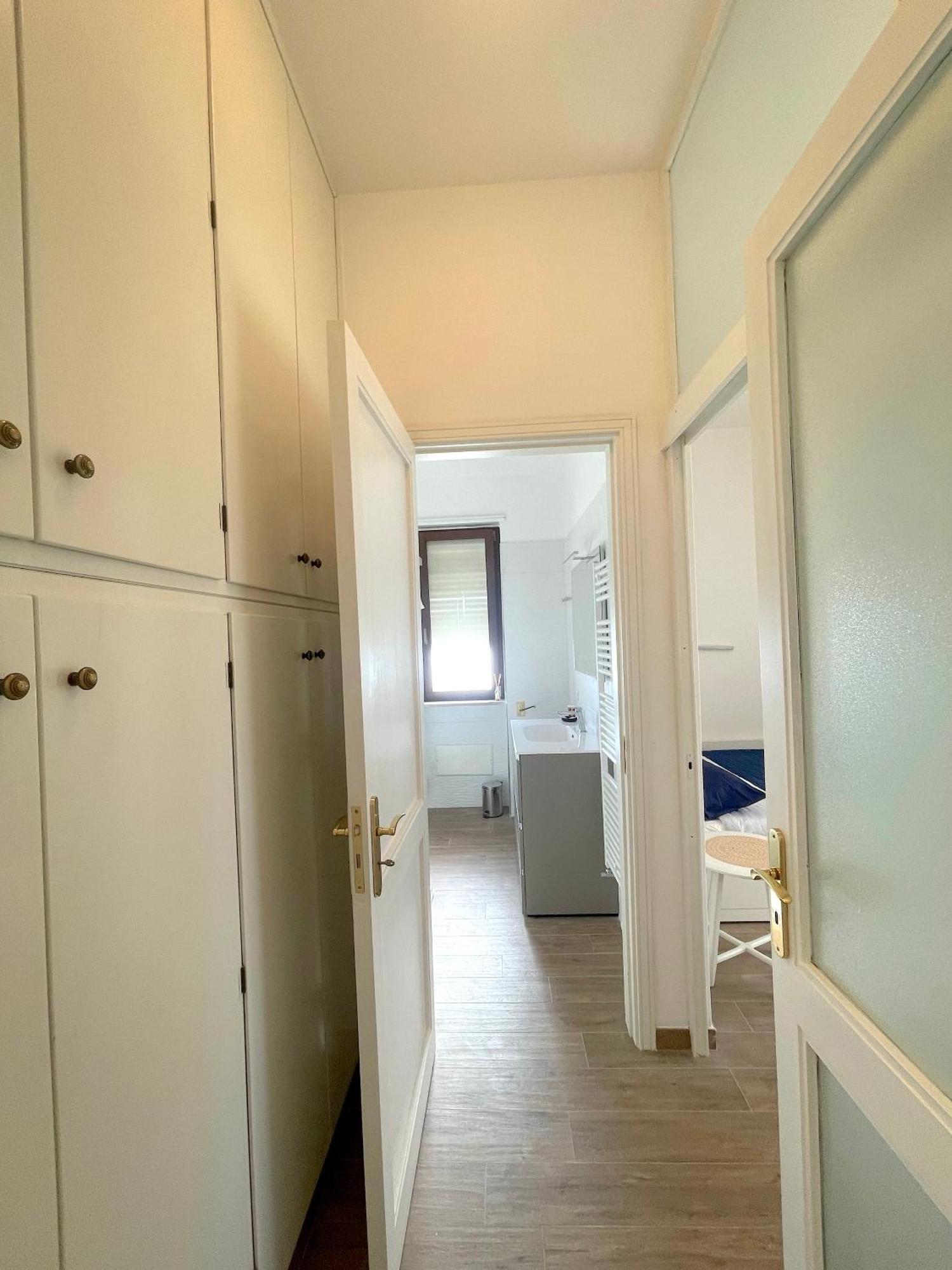 Helios Apartment เลชเช ภายนอก รูปภาพ